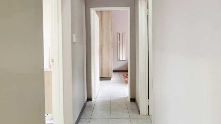 2 Bedroom Property for Sale in Vyfhoek A H North West